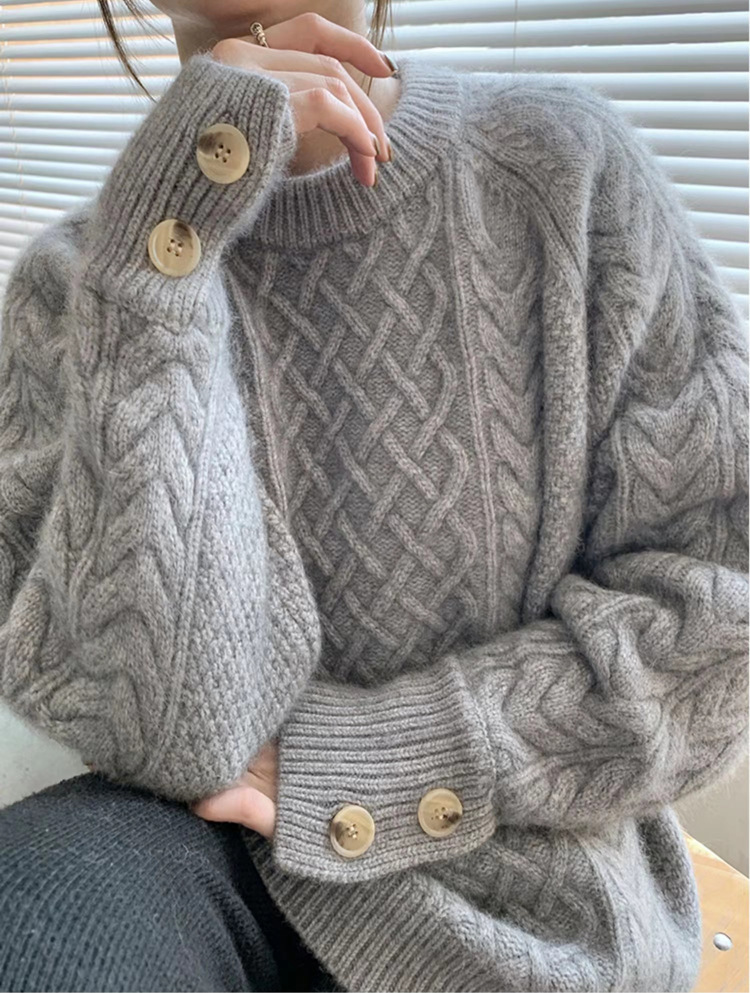 Japanese Style Retro Twist Sweater Women's Autumn and Winter Lazy Style Loose Outer Wear Soft Waxy Pullover Sweater Thick Top