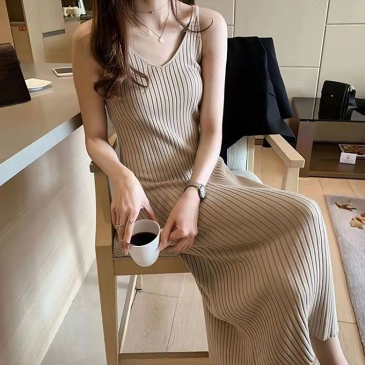 Sling Dress Spring and Autumn Elegant Slim Knitted Vest Dress Mid-length Black Inner Base Skirt