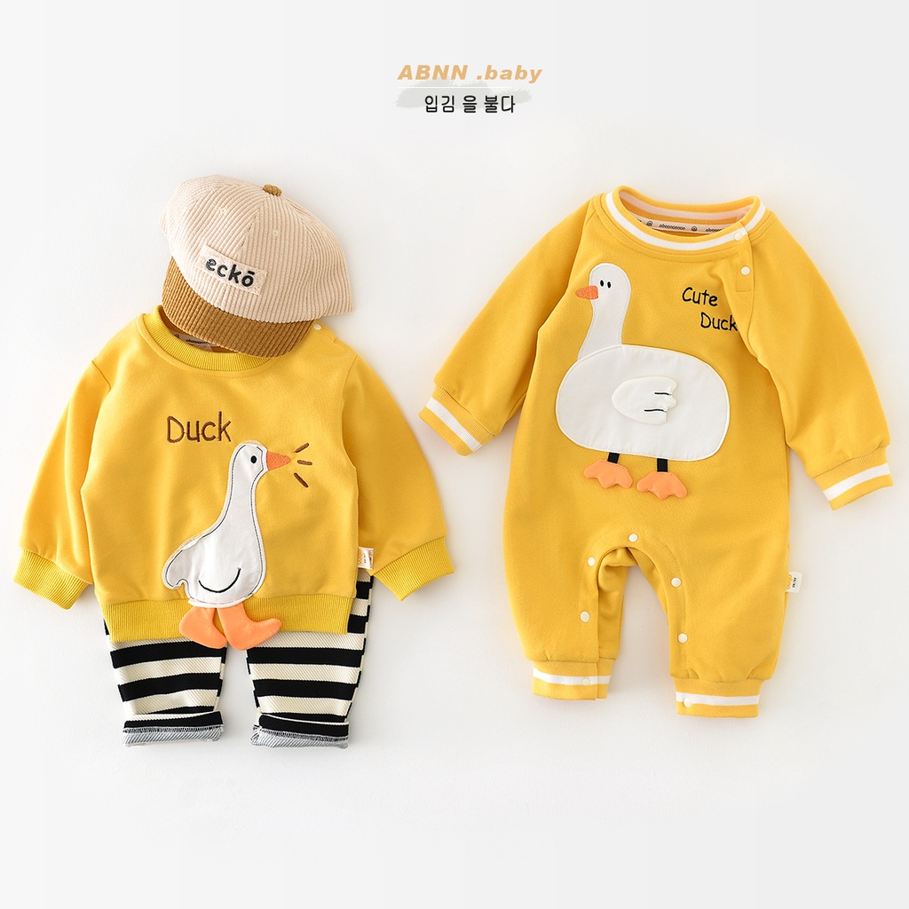 born jumpsuit fun big white duck Western style romper baby autumn clothes bathroom clothes baby cotton long climbing full moon