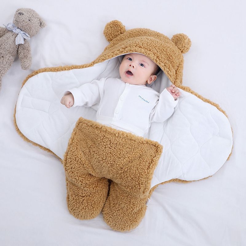 Baby quilt autumn and winter thickened delivery room born baby swaddling supplies anti-startle out of the bag sleeping bag substitute hair