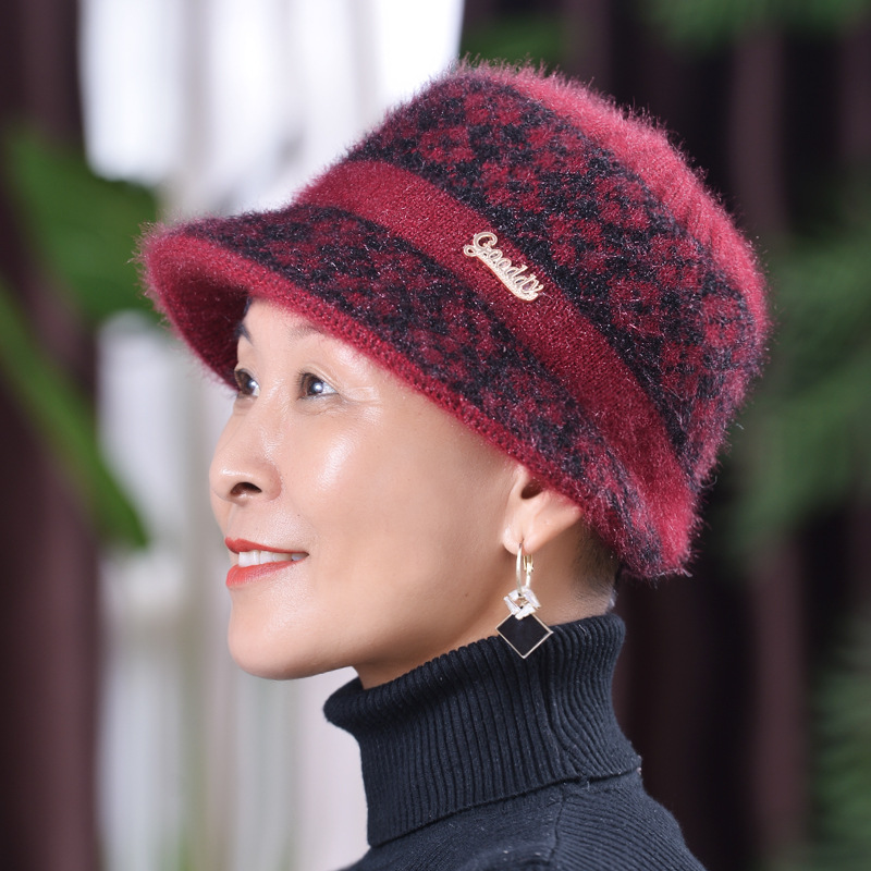 Winter hat female middle-aged and elderly mother hat plus velvet warm wool knitted hat old lady hat manufacturers