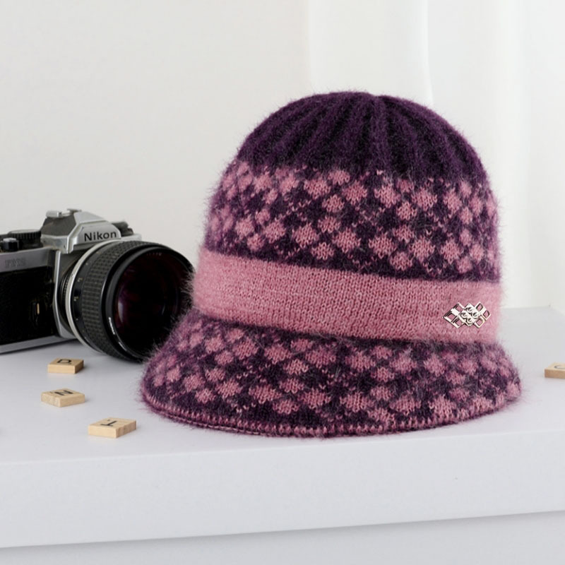 Autumn and winter middle-aged mother basin cap plus velvet padded warm wool cap Joker casual knitted wool cap