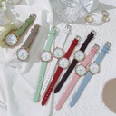 Simple Fashion Elegant Daisy Retro Belt Watch Girl Student Watch College Style Mori Quartz Watch