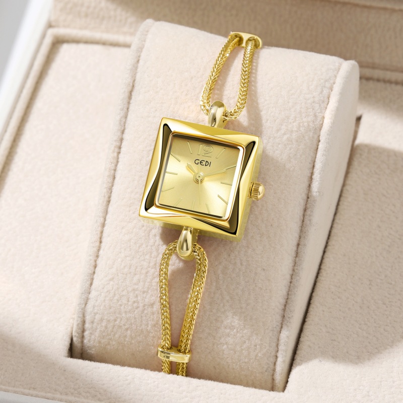 Gedi niche high-grade women's watch simple small square plate alloy bracelet watch women's antique quartz watch