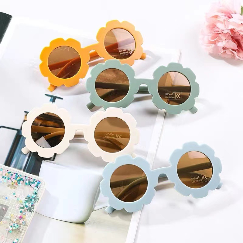 Children's toy glasses fashion boys and girls sunglasses UV protection girl baby cute photo sunglasses