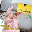 Korean style anti-blue light reading glasses for women fashion HD little red book Same style plain face online red reading glasses for the elderly