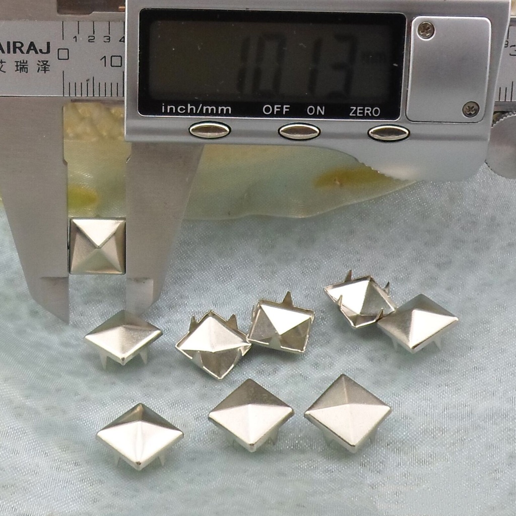 DIY rivet square nail square bead 10mm square square pyramid four claw nail shoes clothes accessories