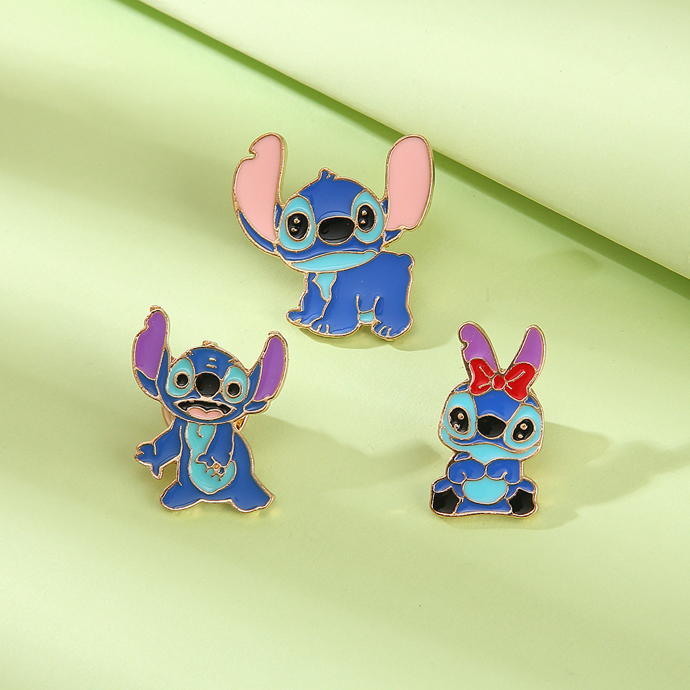 Cartoon Brooch ins Alloy Blue Stitch Cute Badge Classic Anime Pin Personality Trend Small Accessories