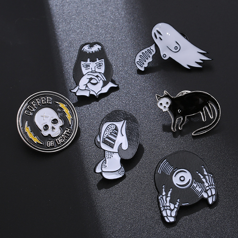 Punk Cool Personality Brooch Wansheng Abstract Theme Skull Ghost Animal Badge Movie Pin
