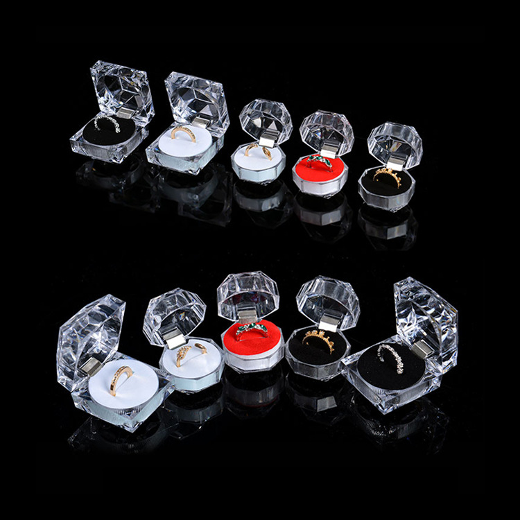 Small transparent ring box hinge jewelry ornaments bright ya display rack manufacturers supply ring display rack