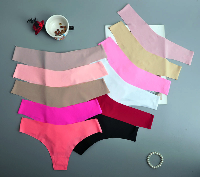 European size sexy Ice Silk Cotton seamless women's thong printed underwear