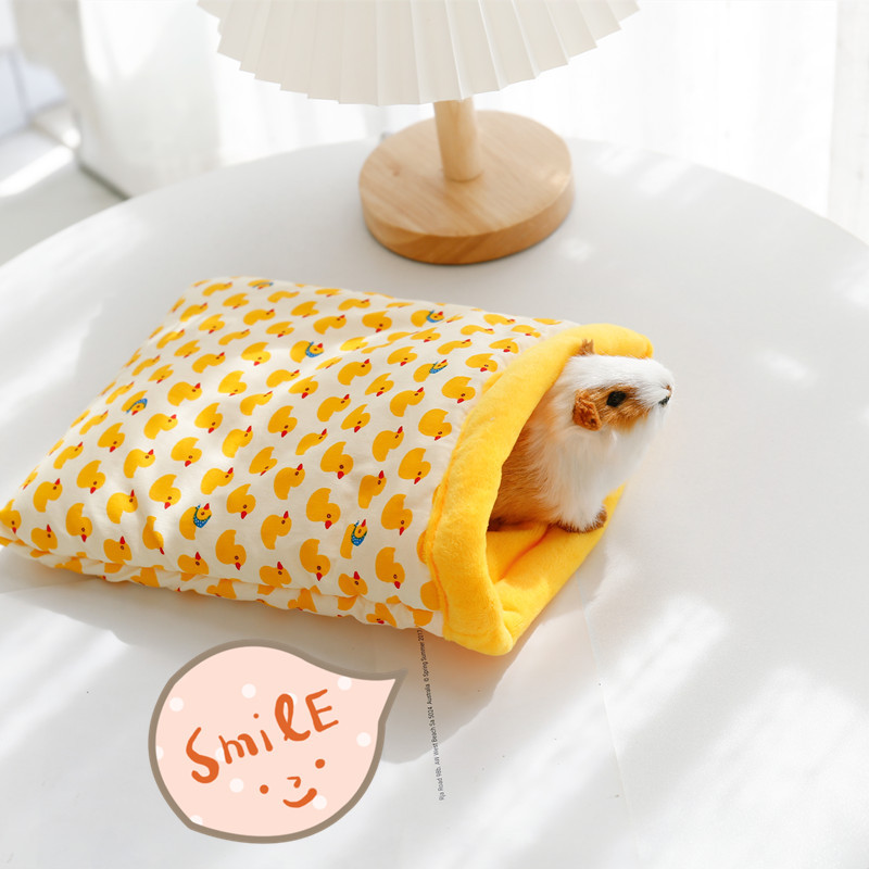 Cotton plus velvet warm hamster sleeping bag Totoro pet hedgehog cudgel guinea pig honey bag glidea guinea pig small pet nest