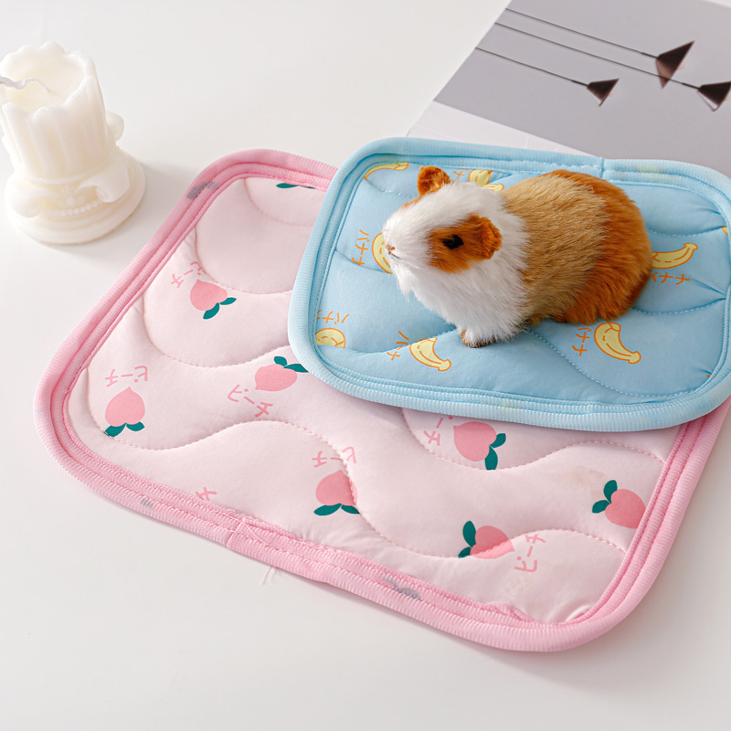 Summer Ice Silk cool feeling small pet nest mat hamster nest mat pet nest hamster hedgehog Chinchilla rabbit small pet mat