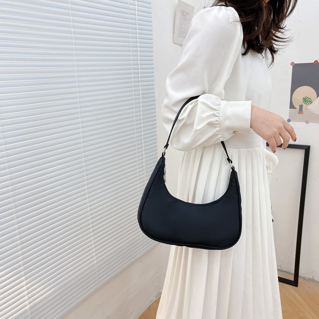 Autumn Bag Women's Fashion Trendy Dumpling Bag Fashionable Portable Small Satchel Nylon Solid Color Shoulder Underarm Bag