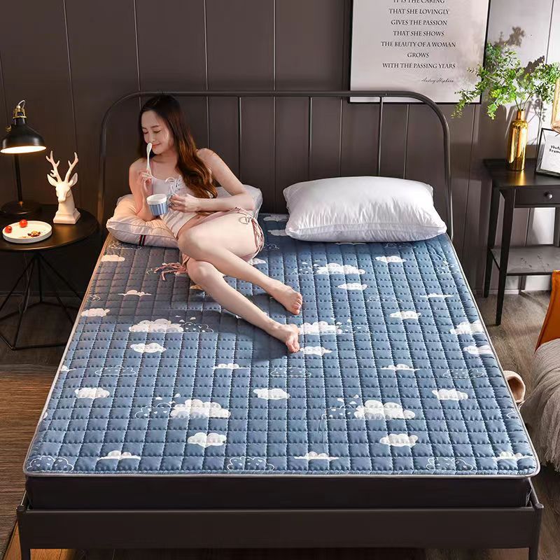 Factory supply mattress cushion 1.8m bed mattress double household protective cushion thin cushion non-slip