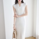 French Retro Short-sleeved Knitted Dress Summer Women's V-neck Slim-fit Split Skirt