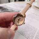 TikTok Popular Fashion Women's Watch Simple Temperament Niche Light Luxury Watch Hot Women's Watch