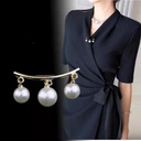 Anti-glare Brooch Collar Waistline Pearl Crystal Pin Atmospheric Elegant High-end Fixed Clothes Button Pin Accessories for Women
