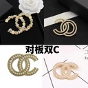 All-Match Fragrant Style Double C Brooch Fragrant Grandma Camellia Corsage Suit Jacket Pin Luxury Letter Accessories