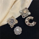 Korean Vintage Camellia Letter Pearl Brooch High-grade Sense Zircon High-grade Fine Pins Women's Gift-giving Anti-light