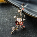 Korean style Golden retro elegant flower corsage versatile fashion alloy diamond brooch women's clothes accessories