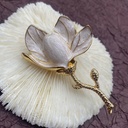 Qingdao Middle Ancient White Oil Drop Flower Brooch Retro Court Exaggerated Personality Style Elegant Brooch