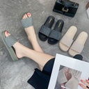 Wooohu Gao Meilun WH2128 Spring, Summer and Autumn Thick Bottom Fashionable Flat Heel Women's Sandals and Slippers