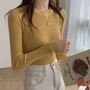 Women's Long-sleeved Knitted Sweater with Round Neck Solid Color Korean-style Slim-fit Pullover Slim-fit Basic Top Base Sweater for Women